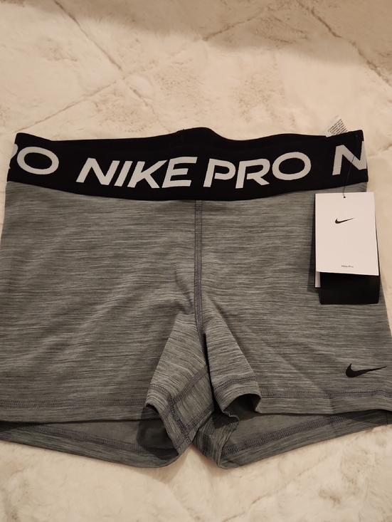 Nike Pants - Nike Pro Shorts M